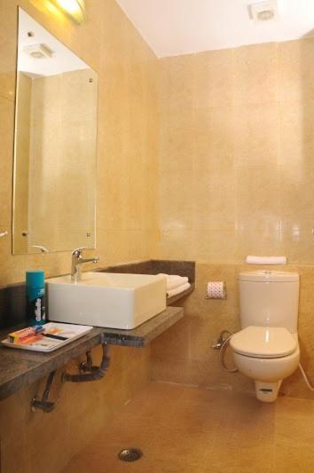 Hotel City Height - Delhi Ncr Id Not Accepted 뉴델리 외부 사진