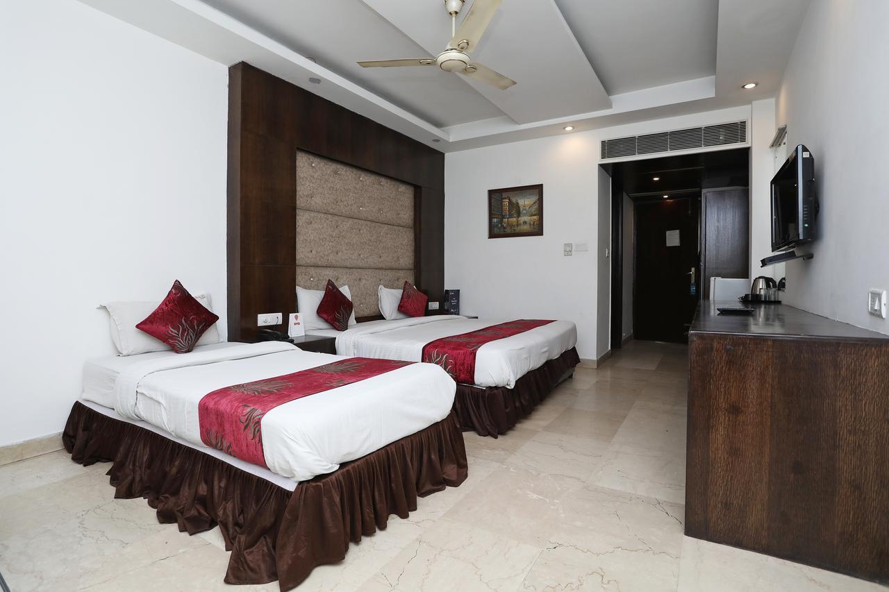 Hotel City Height - Delhi Ncr Id Not Accepted 뉴델리 외부 사진