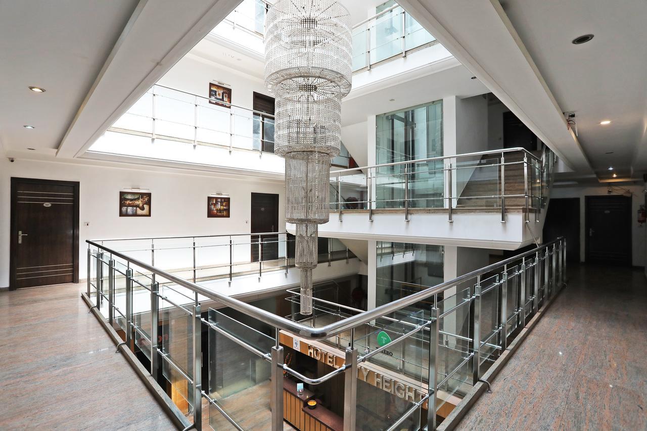 Hotel City Height - Delhi Ncr Id Not Accepted 뉴델리 외부 사진